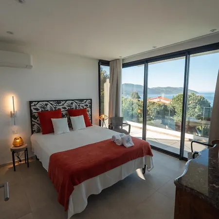 Maredo - West Corsica Stunning View, Infinity Pool Villa *